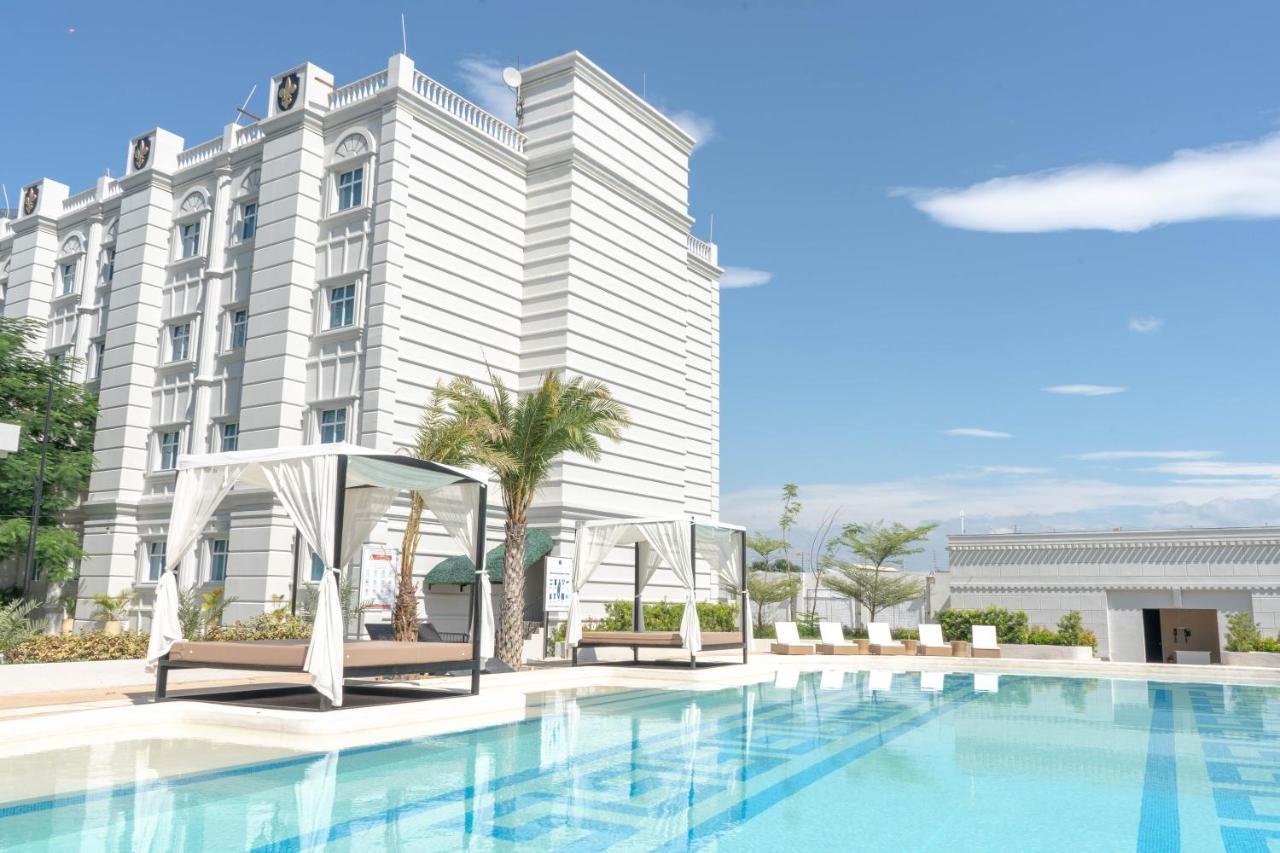 The Monarch Hotel Calasiao Zewnętrze zdjęcie